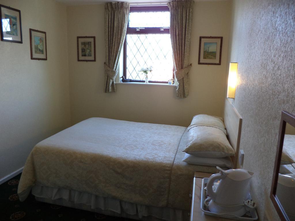 ホテル Myrtle House ブラックプール エクステリア 写真